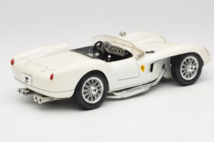 Ferrari 250 Testa Rossa Branco Replacement Box Bburago 1:18 3007-R3 Metal - imagem 3 de 8