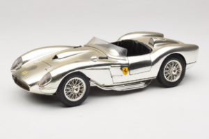 Ferrari 250 Testa Rossa Chrome Prateado Bburago 1:18 3007-C1 Metal