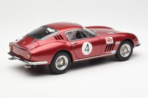 Ferrari 275 GTB/C #4 RAC Tourist Trophy 1966 CMC 1:18 M-213 Metal - imagem 2 de 6