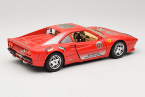 Ferrari 288 GTO #1 Vermelho 1984 Bburago 1:18 3027-P3 Metal - imagem 3 de 8