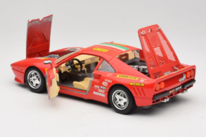 Ferrari 288 GTO Rally #40 Vermelho 1986 Bburago 1:18 3057-P1 Metal - imagem 5 de 8