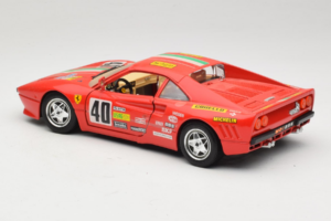 Ferrari 288 GTO Rally #40 Vermelho 1986 Bburago 1:18 3057-P1 Metal - imagem 7 de 8