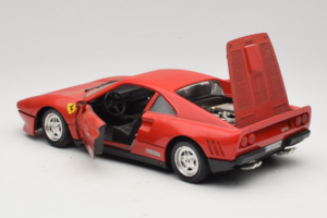 Ferrari 288 GTO Vermelho Tonka 1:18 3233 Metal - imagem 5 de 8