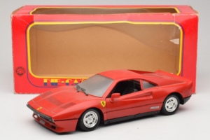 Ferrari 288 GTO Vermelho Tonka 1:18 3233 Metal - imagem 8 de 8