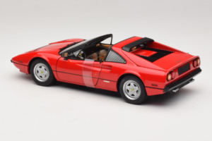 Ferrari 308 GTS Vermelho Star Collection Magnum P.I. Hot Wheels 1:18 P9908 Metal - imagem 5 de 6