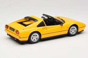 Ferrari 328 GTS Amarelo KK-Scale 1:18 KKDC180552 Metal - imagem 2 de 6