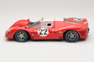 Ferrari 330 P4 #22 Scuderia Filipinetti Poor Condition 1967 Revell 1:18 48825-P1 Metal - imagem 4 de 8