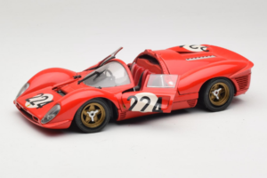 Ferrari 330 P4 #224 Vermelho 1967 Revell 1:18 48825-P2 Metal - imagem 2 de 7
