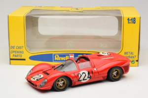 Ferrari 330 P4 #224 Vermelho 1967 Revell 1:18 48825-P2 Metal - imagem 7 de 7