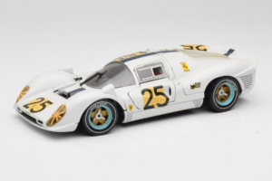 Ferrari 330 P4 #25 Branco Revell 1:18 48845 Metal