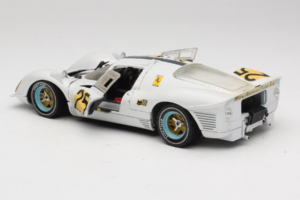 Ferrari 330 P4 #25 Branco Revell 1:18 48845 Metal - imagem 5 de 8