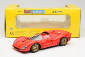 Ferrari 330 P4 Vermelho 1967 Revell 1:18 48822 Metal - imagem 8 de 8