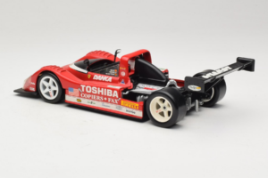 Ferrari 333 SP Toshiba #12 Velez / Taylor 2000 Hot Wheels 1:18 29750-P2 Metal - imagem 5 de 8