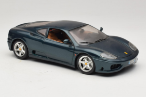 Ferrari 360 Modena Verde Escuro Metálico Bburago 1:18 3358-G2 Metal - imagem 5 de 7