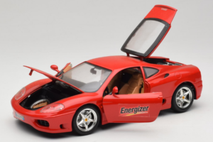 Ferrari 360 Modena Energizer Vermelho Bburago 1:18 3358-P3 Metal - imagem 2 de 8