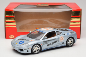 Ferrari 360 Modena Expert #1 Prata Bburago 1:18 3348-S1 Metal - imagem 8 de 8