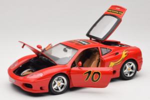 Ferrari 360 Modena #10 5 Jahre IG Bburago Vermelho Bburago 1:18 3358-P2 Metal - imagem 2 de 8