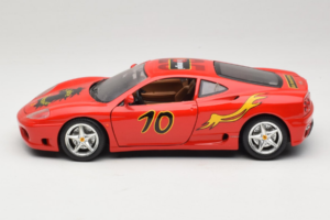 Ferrari 360 Modena #10 5 Jahre IG Bburago Vermelho Bburago 1:18 3358-P2 Metal - imagem 4 de 8