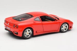 Ferrari 360 Modena Vermelho Bburago 1:18 3358 Metal - imagem 3 de 8