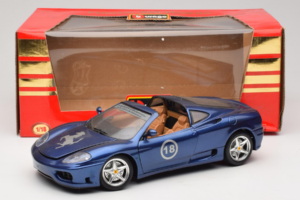 Ferrari 360 Modena Targa Edição Limitada 333 unid Roxo Metálico Bburago 1:18 3348-F1 Metal - imagem 8 de 8
