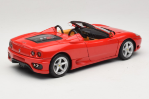 Ferrari 360 Spider Vermelho Hot Wheels 1:18 27774-M1 Metal - imagem 3 de 8