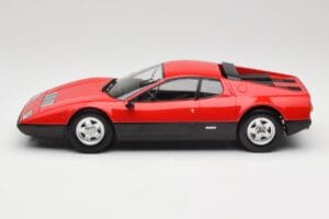 Ferrari 365 GT4 BB Rosso Corsa KK-Scale 1:18 KKDC180561 Metal - imagem 3 de 6