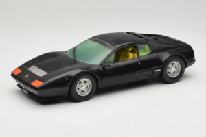 Ferrari 365 GT4 BB Preto Chrono 1:18 CH002 Metal