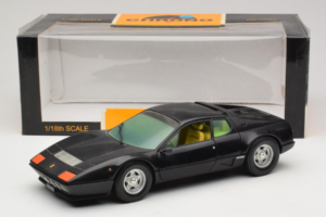 Ferrari 365 GT4 BB Preto Chrono 1:18 CH002 Metal - imagem 8 de 8