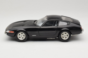 Ferrari 365 GTB/4 Daytona Preto Techno Giodi 1:18 40011-B2 Metal - imagem 4 de 8