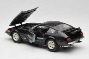 Ferrari 365 GTB/4 Daytona Preto Techno Giodi 1:18 40011-B2 Metal - imagem 5 de 8