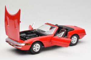 Ferrari 365 GTS Vermelho Solido 1:18 8017 Metal - imagem 2 de 8