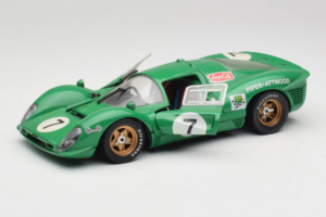 Ferrari 412P #7 Verde 24 Hours of Daytona 1967 Eagles Race 1:18 37000 Metal - imagem 2 de 8