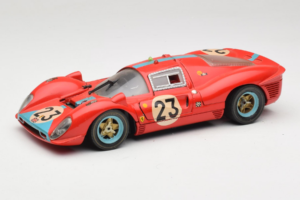 Ferrari 412P #23 W. Mairesse / J. Beurlys Le Mans 1967 Vermelho Revell 1:18 48826 Metal