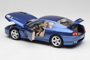 Ferrari 456 GT Blu Pozzi Bburago 1:18 3036-M3 Metal - imagem 5 de 8