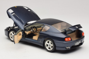 Ferrari 456 GT Azul Bburago 1:18 3036-B1 Metal - imagem 5 de 8