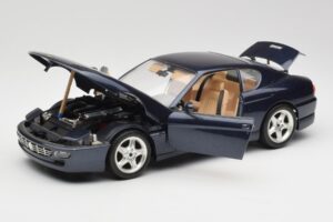 Ferrari 456 GT Azul Bburago 1:18 3036 Metal - imagem 8 de 8
