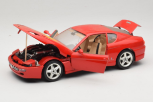 Ferrari 456 GT Ferrari Model Club Vermelho Bburago 1:18 3036-P1 Metal - imagem 2 de 8
