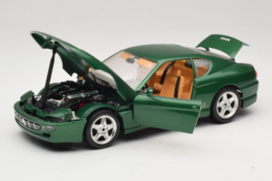 Ferrari 456 GT Verde Metálico Bburago 1:18 3036-GR1 Metal - imagem 2 de 8