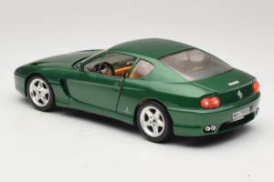 Ferrari 456 GT Verde Metálico Bburago 1:18 3036-GR1 Metal - imagem 7 de 8