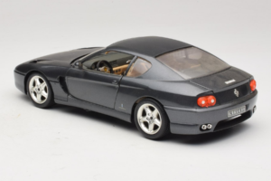 Ferrari 456 GT Cinzento Metálico Bburago 1:18 3036-G1 Metal - imagem 7 de 8