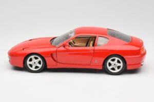 Ferrari 456 GT Vermelho Bburago 1:18 3036-M1 Metal - imagem 4 de 8