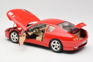 Ferrari 456 GT Vermelho Bburago 1:18 3036-M1 Metal - imagem 5 de 8