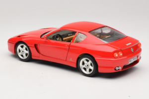 Ferrari 456 GT Vermelho Bburago 1:18 3046-R1 Metal - imagem 7 de 8