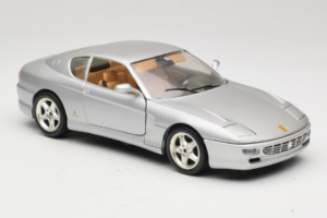 Ferrari 456 GT Prata Bburago 1:18 3336-S1 Metal - imagem 6 de 8