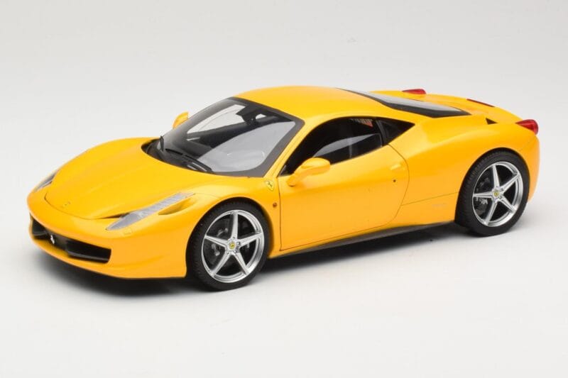 Ferrari 458 Italia Amarelo Hot Wheels 1:18 P9894 Metal