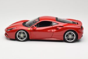 Ferrari 488 GTB Vermelho Bburago 1:18 18-16008 Metal - imagem 4 de 8