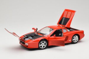 Ferrari 512 TR Vermelho Mira 1:18 6144 Metal - imagem 2 de 8