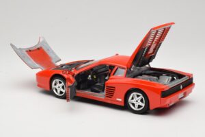Ferrari 512 TR Vermelho Mira 1:18 6144 Metal - imagem 5 de 8