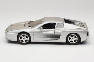 Ferrari 512 TR Prata Mira 1:18 6178-B1 Metal - imagem 4 de 8