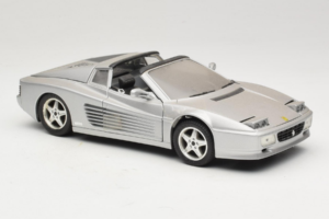 Ferrari 512TR Targa Prata Mira 1:18 6175 Metal - imagem 6 de 8